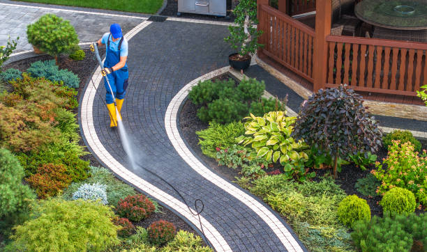 Best Commercial Pressure Washing  in Painesville, OH